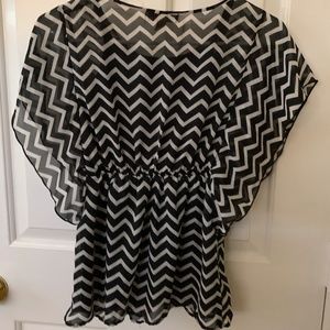 Cute black and white zigzag shirt.